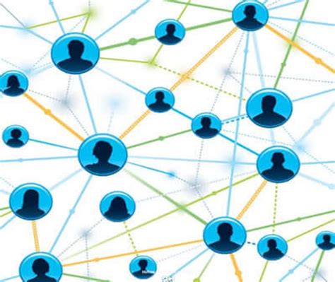Bringing the Market Closer to the Community through the Mobile .